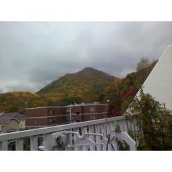 札幌　三角山の紅葉10.25